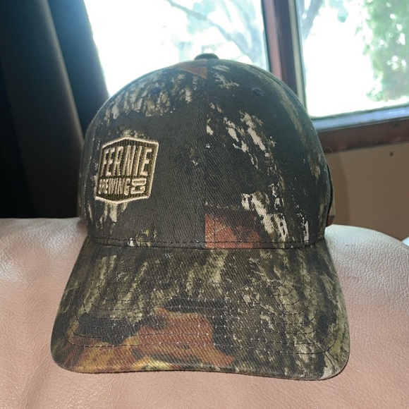 Fernie Brewing Co. Flexfit Baseball Cap Camo - Picture 2 of 5